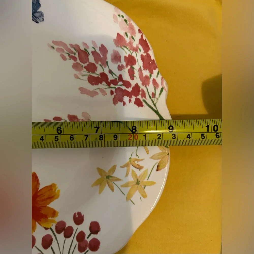 Sur la Table 9” floral plate with butterfly.